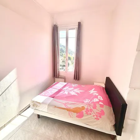 Menton: Superbe Lägenhet *