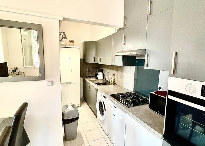 Menton: Superbe Διαμέρισμα