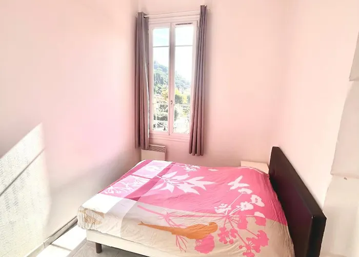 Menton: Superbe Lägenhet *